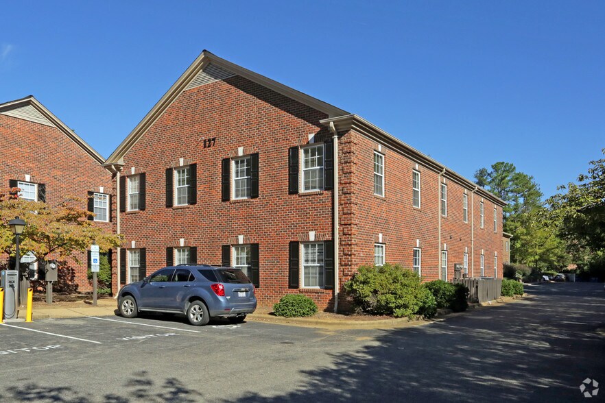 Primary Photo Of 127 Kingston Dr, Chapel Hill Loft Creative Space For Lease