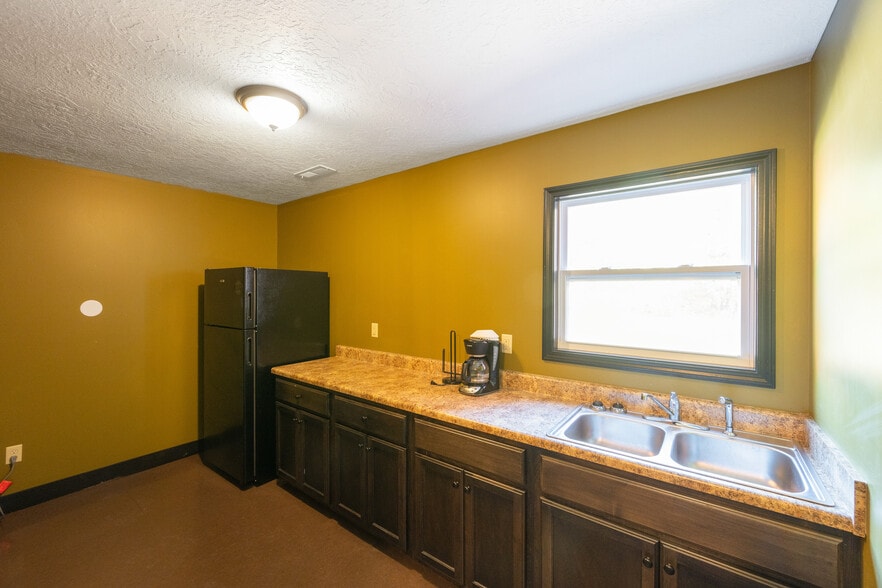 More Photos Of 215 Baker Rd, Huntingdon Lodge Meeting Hall For Sale