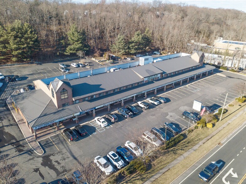 More Photos Of 1019 Fort Salonga, Northport Unknown For Lease