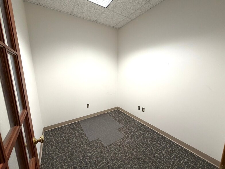 More Photos Of 22 S 2nd St, Emmaus Loft Creative Space For Lease