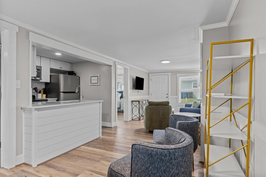 More Photos Of 119 W Bogue Blvd, Atlantic Beach Apartments For Sale