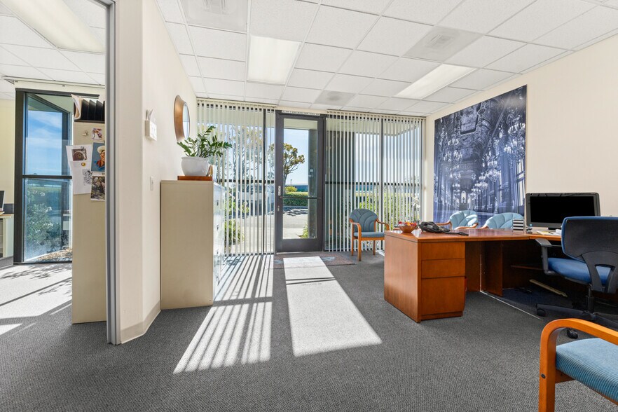 More Photos Of 13765 Alton Pky, Irvine Research And Development For Lease