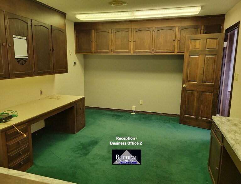 More Photos Of 3111 McClelland Blvd., Joplin Office For Sale