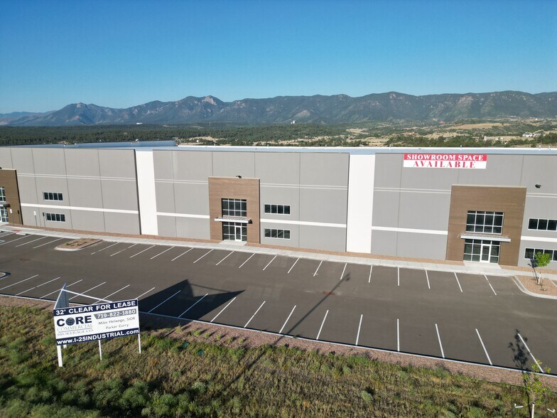 More Photos Of 15707 Terrazzo dr, Colorado Springs Showroom For Lease