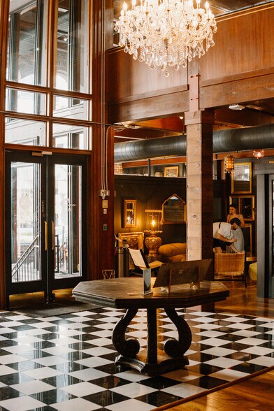 More Photos Of 260 1st Ave S, Saint Petersburg Coworking Space