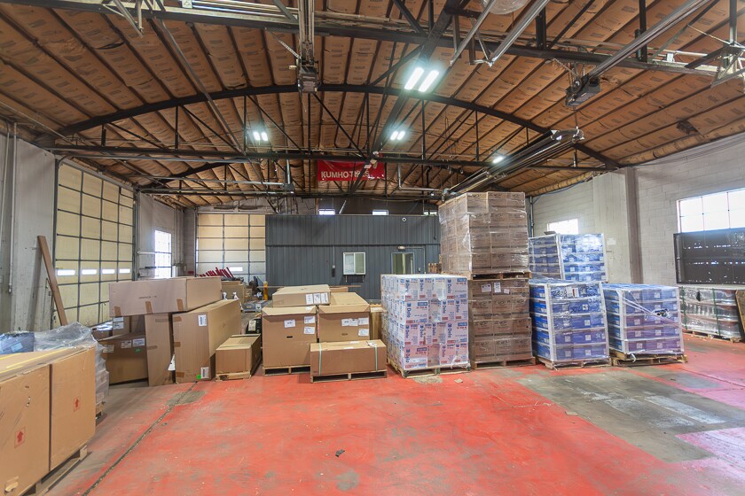 More Photos Of 702 4th Ave, Greeley Warehouse For Lease