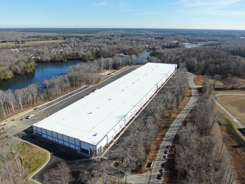More Photos Of 1637 Green Mount Pky, Williamsburg Refrigeration Cold Storage For Lease