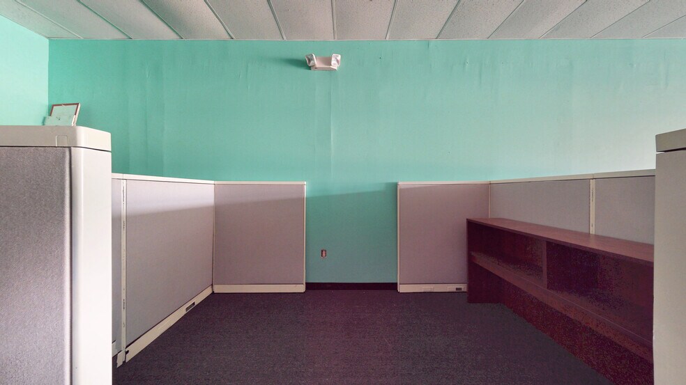 More Photos Of 45 S New York Ave, Galloway Unknown For Lease