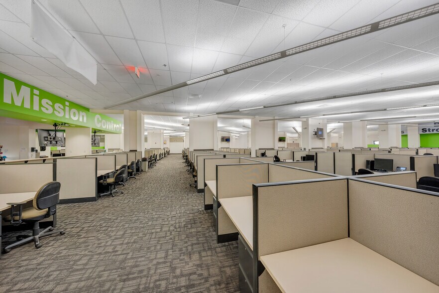 More Photos Of 2000 Virginia Ave, Collinsville Office For Lease