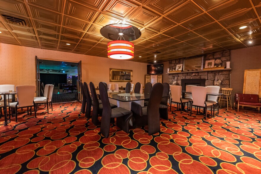 More Photos Of 6302 Main St, Tannersville Hotel For Sale