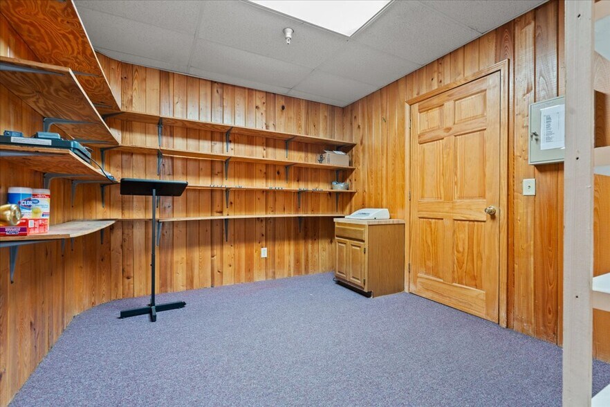 More Photos Of 119 E 6th Ave, Pamplico Industrial For Sale