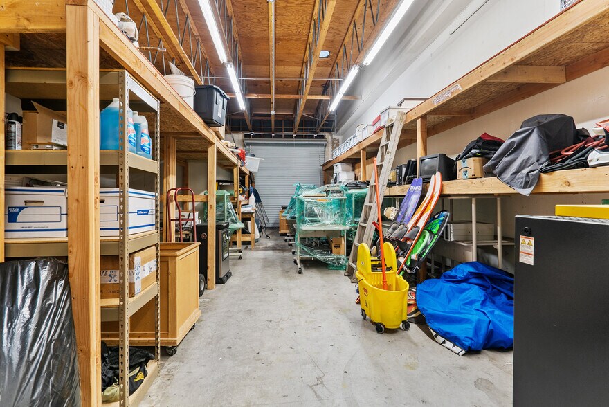 More Photos Of 5346 Scotts Valley Dr, Scotts Valley Auto Repair For Lease