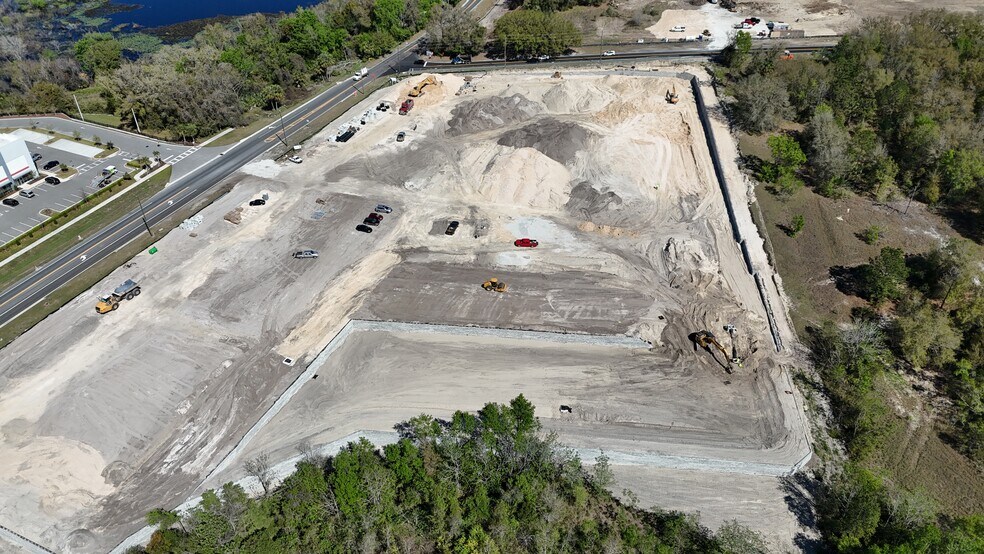 More Photos Of 1700 Keene Rd, Apopka Storefront Retail Office For Lease