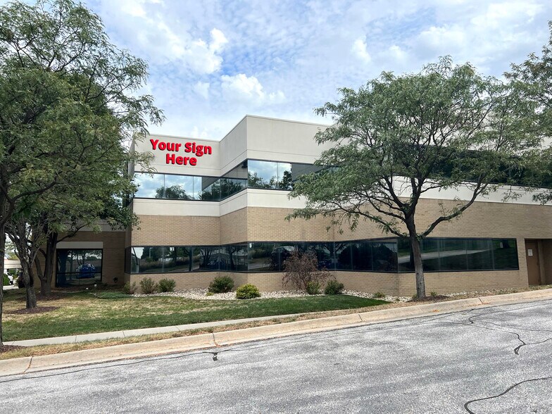 More Photos Of 10665 Bedford Ave, Omaha Office For Lease