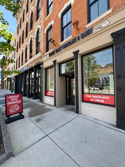 More Photos Of 100 N Summit St, Toledo Apartments For Lease
