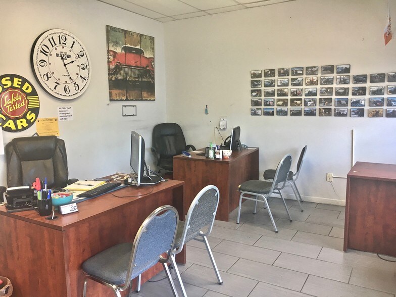 More Photos Of 3797 Lawrenceville Hwy, Tucker General Retail For Sale