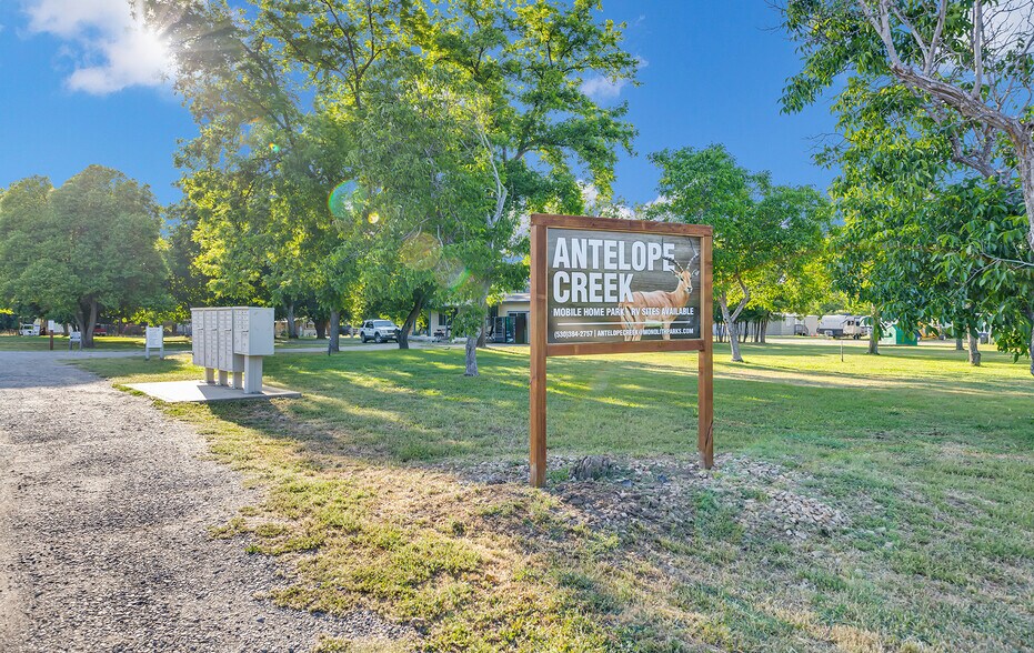 More Photos Of 24850 5th Ave, Los Molinos Manufactured Housing Mobile Home Park For Sale