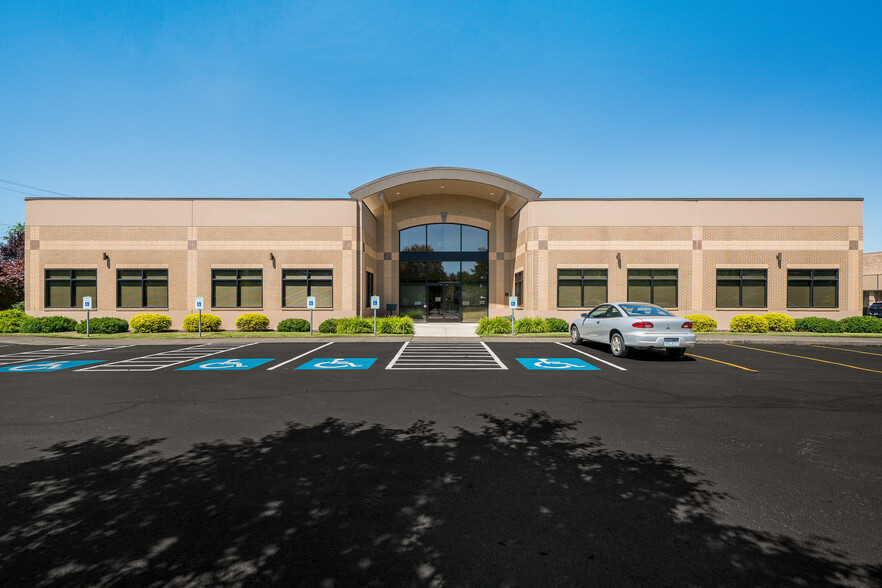 Primary Photo Of 8775 E Mission Ave, Spokane Office For Lease