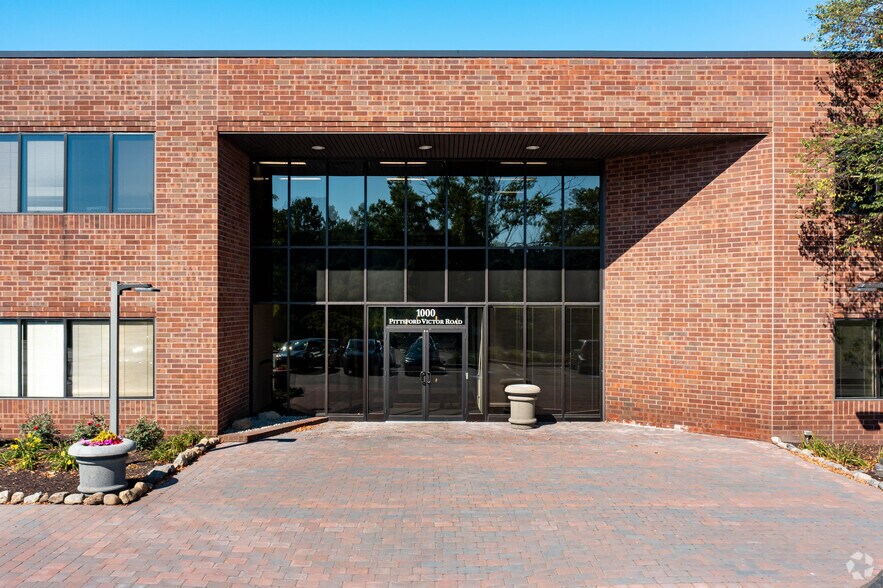 More Photos Of 1000 Pittsford Victor Rd, Pittsford Office For Lease
