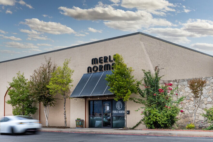 More Photos Of 2205 Veterans Blvd, Del Rio Unknown For Lease