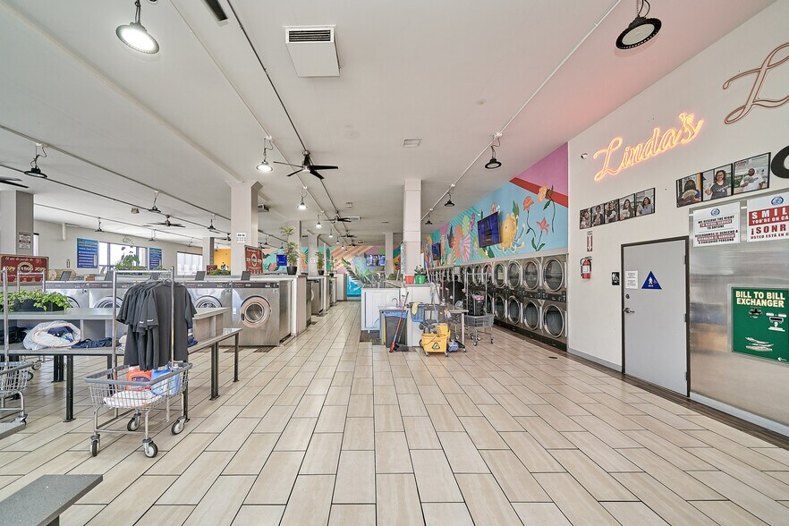 More Photos Of 3046 E Florence Ave, Huntington Park Freestanding For Sale