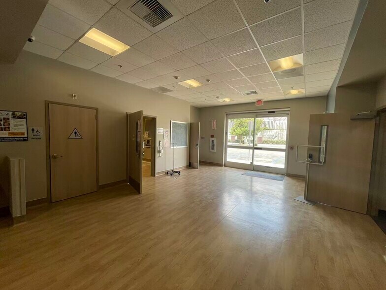 More Photos Of 14337 Imperial Hwy, La Mirada Medical For Sale
