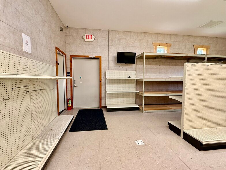 More Photos Of 6 Duran Rd, Equinunk Restaurant For Sale