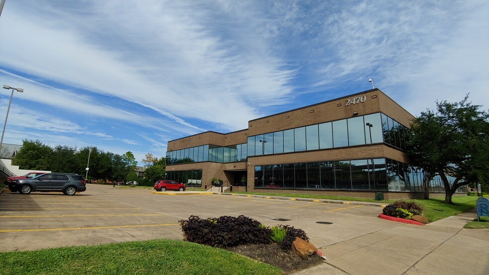 More Photos Of 2470 Gray Falls Dr, Houston Office For Lease