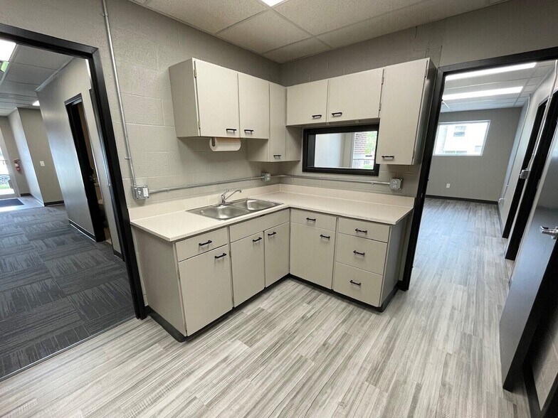 More Photos Of 222 N Buffalo St, Warsaw Office For Lease