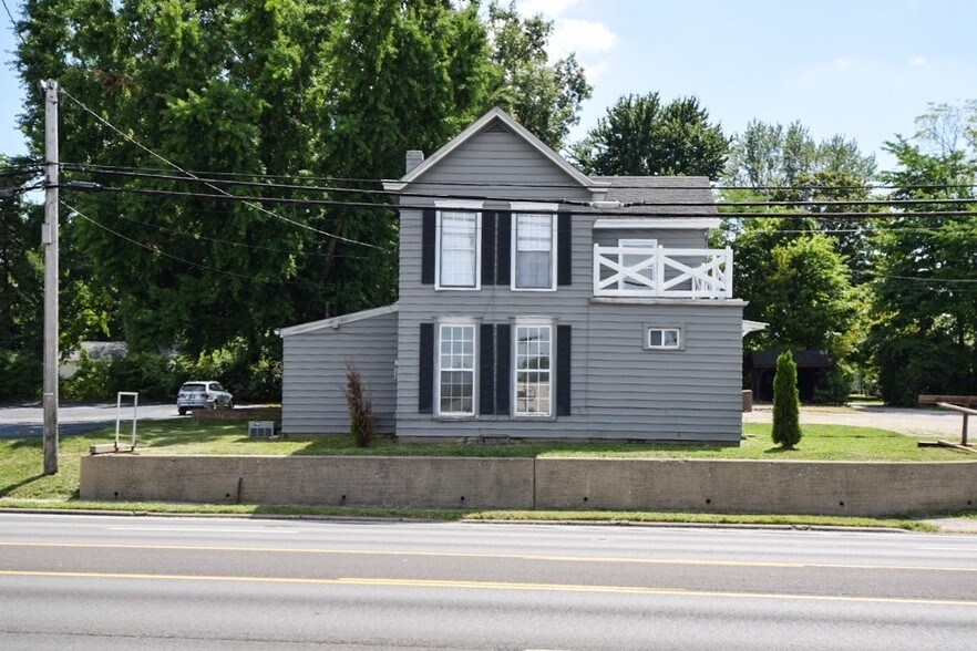 Primary Photo Of 829 Ohio Pike, Cincinnati Office For Lease