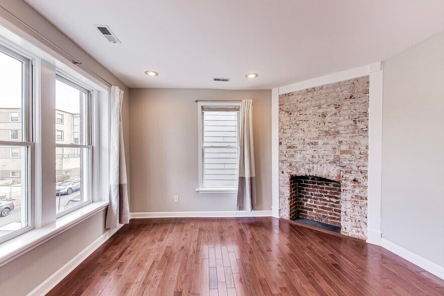 More Photos Of 212 Elm St NW, Washington Apartments For Sale