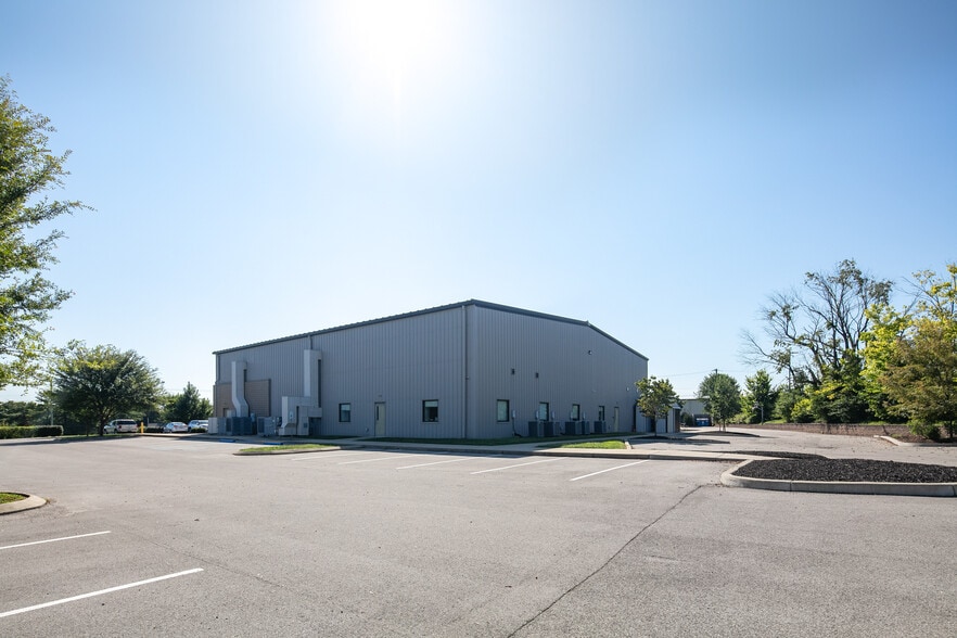 More Photos Of 210 New Coleman Ln, Georgetown Warehouse For Sale
