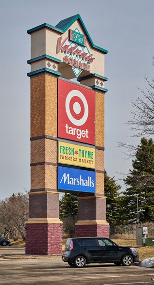 More Photos Of 905-955 E County Rd E, Vadnais Heights General Retail For Lease