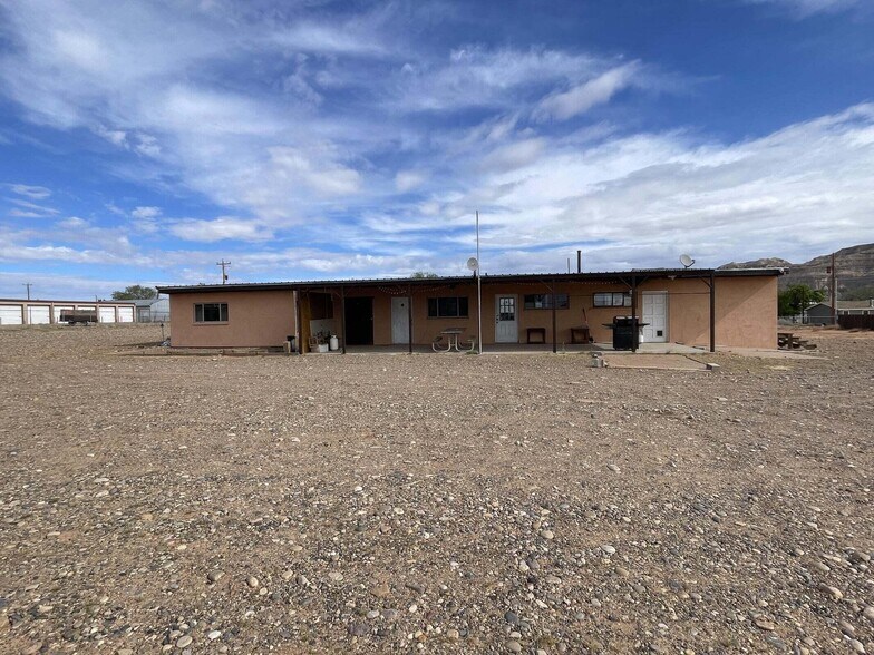 More Photos Of 50 E Concord Bridge St, Big Water Light Distribution For Sale