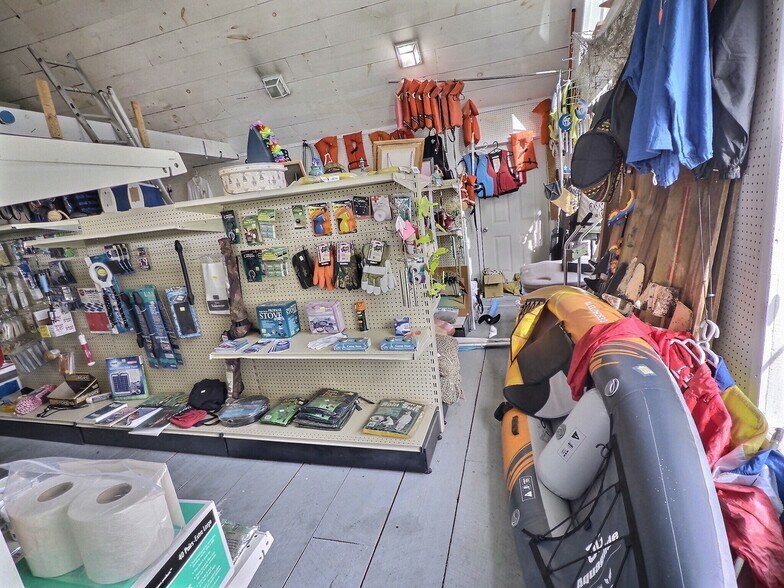 More Photos Of 3732 NY-31 Rt, Canastota Restaurant For Sale