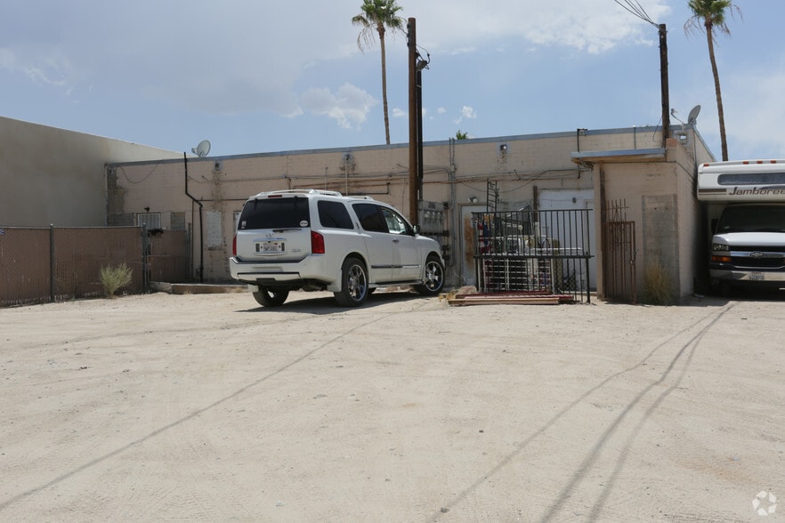 More Photos Of 5777 Adobe Rd, Twentynine Palms Freestanding For Lease