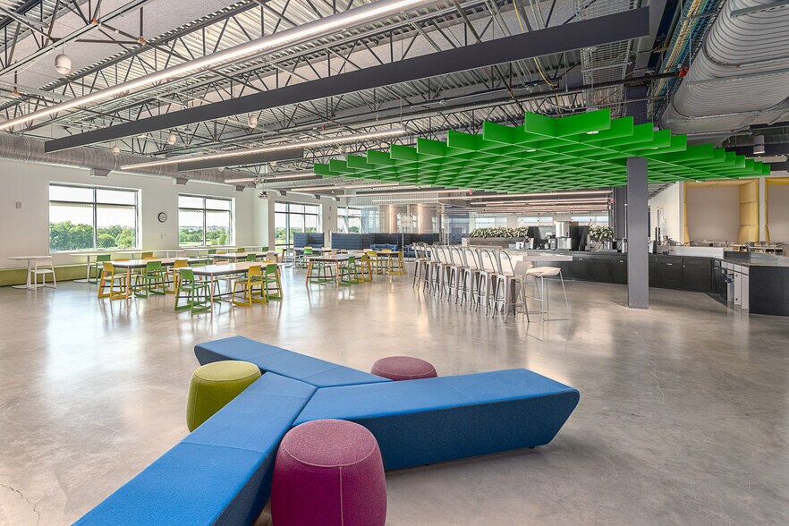 More Photos Of 6800 Weiskopf Ave, McKinney Office For Lease