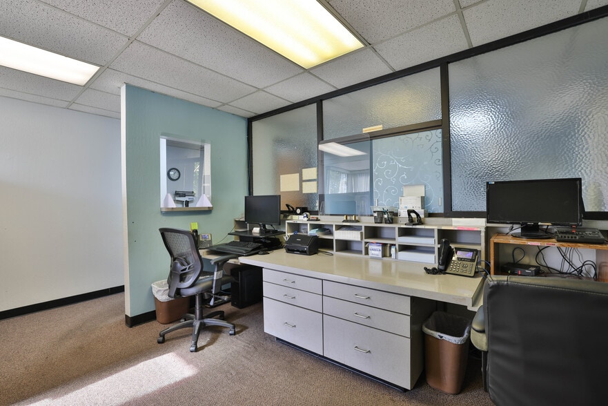 More Photos Of 135 N Jackson Ave, San Jose Medical For Sale