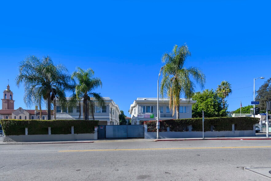 Primary Photo Of 1551-1555 Cassil Pl, Los Angeles Office For Lease