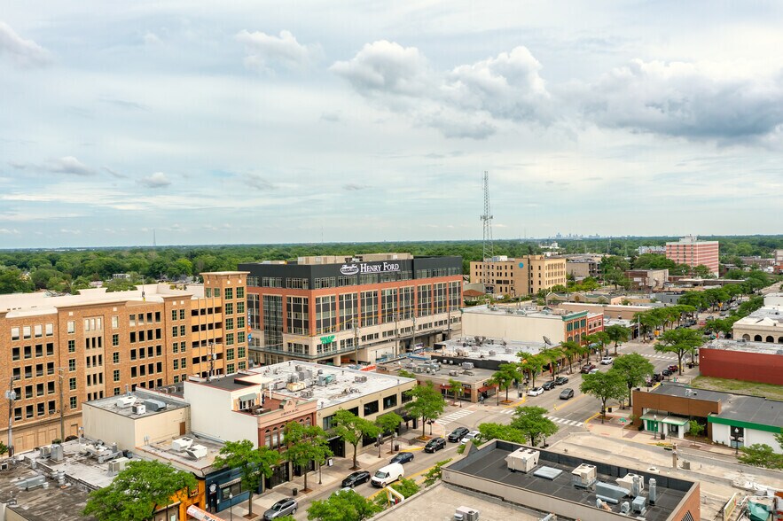 More Photos Of 117-123 S Main St, Royal Oak Office For Lease