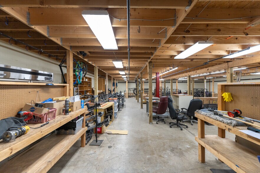 More Photos Of 3845 Northern Pike, Monroeville Freestanding For Lease