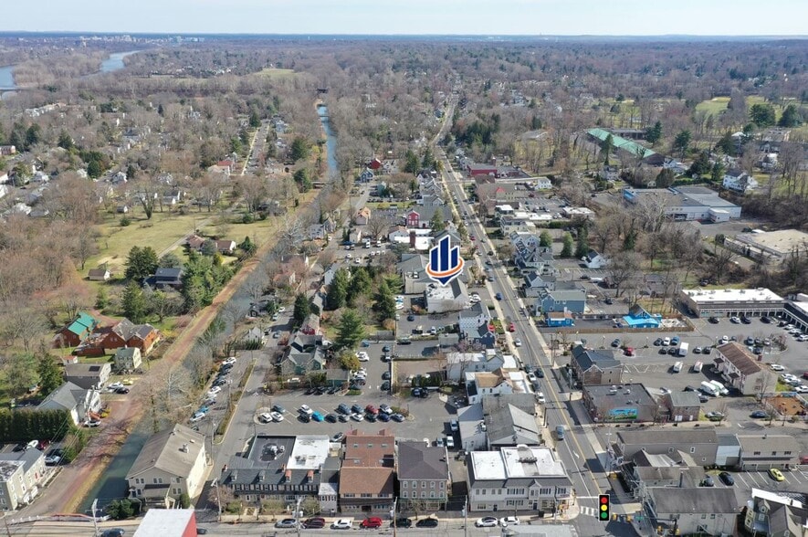 More Photos Of 40 S Main St, Yardley Storefront Retail Office For Lease
