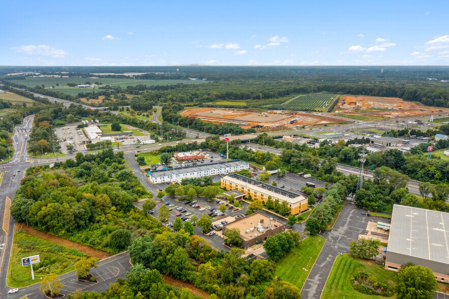 More Photos Of 110 Hancock Ln, Mount Holly Restaurant For Sale