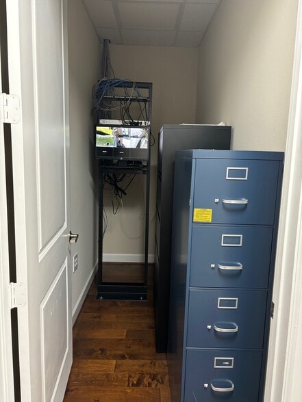 More Photos Of 1526 Katy Gap Rd, Katy Medical For Sale