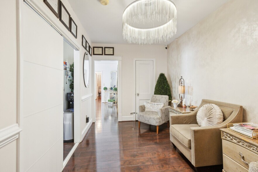 More Photos Of 2725-2731 Washington Blvd, Arlington Multifamily For Sale