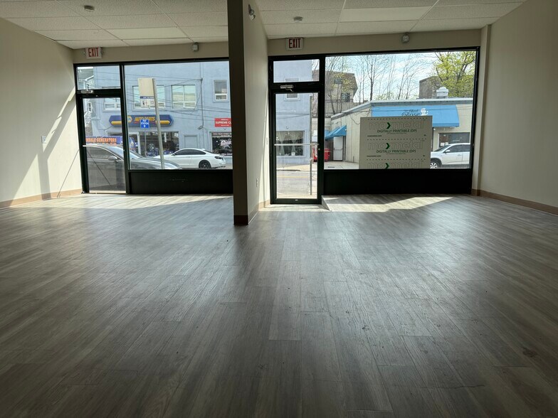 More Photos Of 61 Main St, Norwalk Storefront Retail Office For Lease