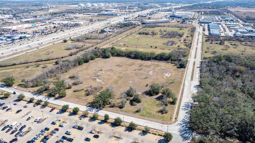 More Photos Of I-45 & Jasmine Ave, Webster Land For Sale