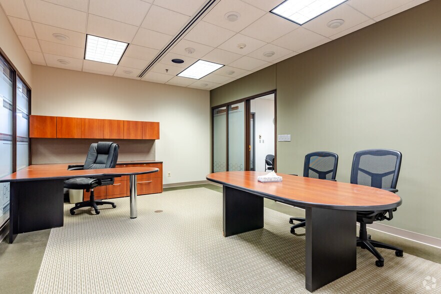 More Photos Of 801 W Rockton Rd, Rockton Research And Development For Sale