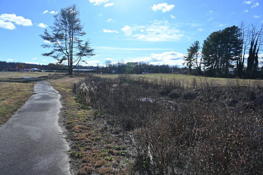 More Photos Of 826 N Green St, Morganton Land For Sale