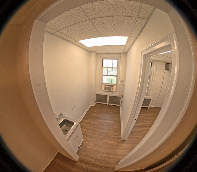 More Photos Of 142-144 Joralemon St, Brooklyn Medical For Lease